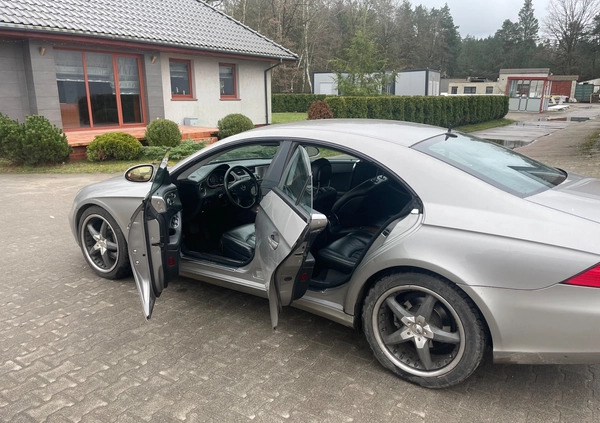 Mercedes-Benz CLS cena 29500 przebieg: 275000, rok produkcji 2005 z Szczecin małe 37